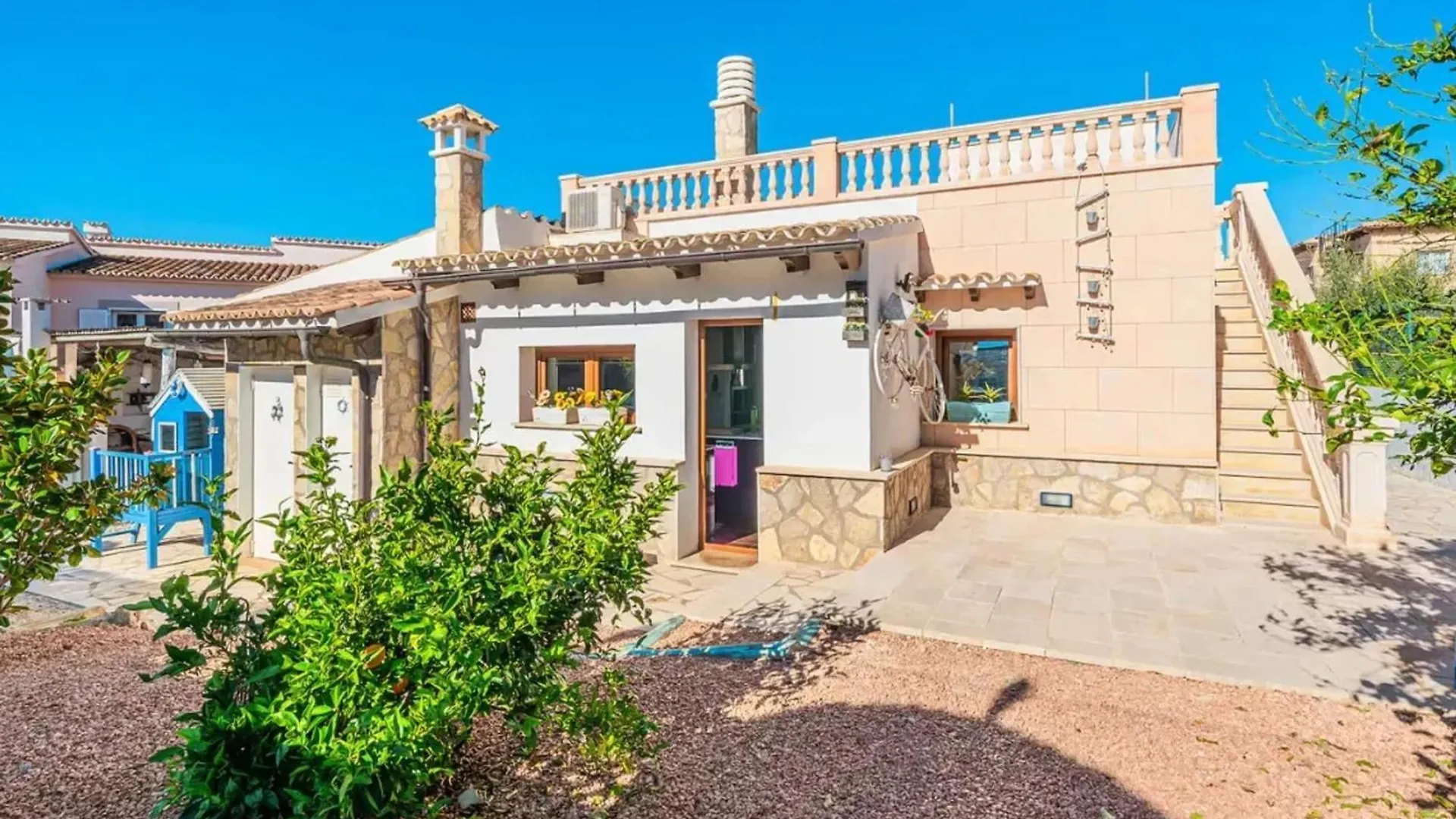 Villa Azul: Seaside Retreat with Private Pool Llucmajor