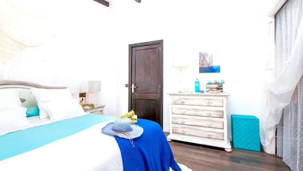 Villa Azul: Seaside Retreat with Private Pool Llucmajor